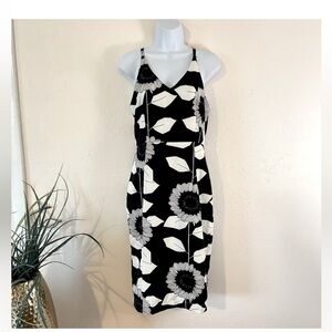 🌻 Graphic Sunflower Dress Size M